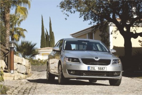 Skoda Octavia: Bestsellerul pieţei importurilor, la treia generaţie